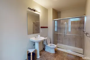 [Address not provided], New Haven, CT 06511 - Photo 22