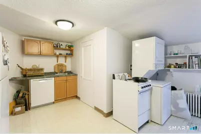 10 Academy Street #3, New Haven, CT 06511 - Photo 4
