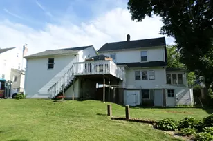 241 Henry St, Manchester, CT 06042 - Photo 6