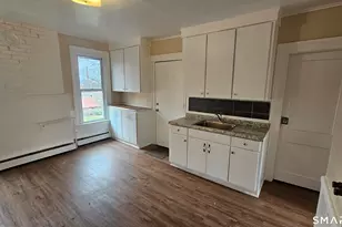 110 Babcock St, Hartford, CT 06106 - Photo 4