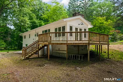 19 Fawn Drive, Woodbridge, CT 06525 - Photo 2