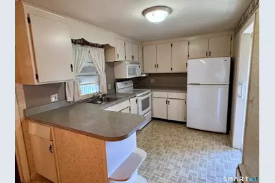 20 Sherwin Lane, Windsor Locks, CT 06096 - Photo 6