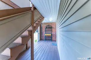 31 Suffield St, Windsor Locks, CT 06096 - Photo 4