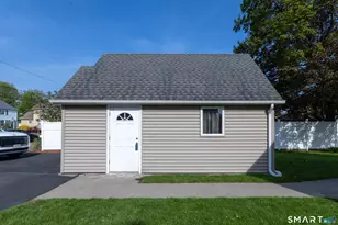 31 Suffield St, Windsor Locks, CT 06096 - Photo 22
