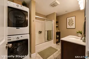 31 Suffield St, Windsor Locks, CT 06096 - Photo 24
