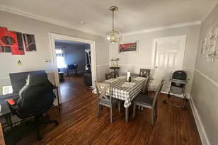 102-104 Mapleton St, Hartford, CT 06114 - Photo 6
