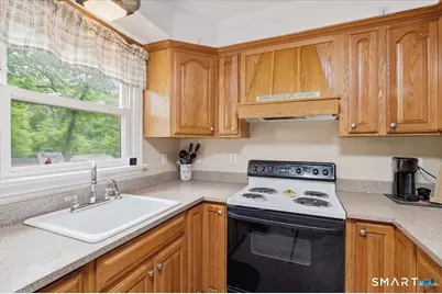 31 Iron Street, Ledyard, CT 06339 - Photo 8