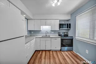 272 Monticello Dr, Branford, CT 06405 - Photo 2