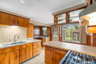 75 Franklin St, Vernon, CT 06066 - Photo 10