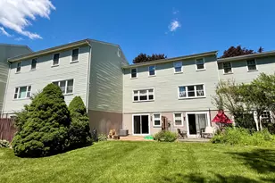 10 E Gate Ln, Hamden, CT 06514 - Photo 20