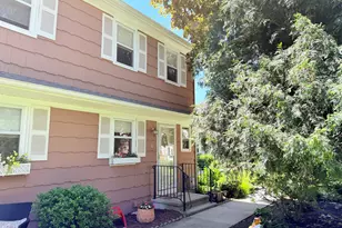 10 E Gate Ln, Hamden, CT 06514 - Photo 30