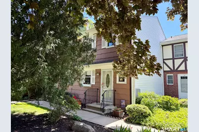 10 East Gate Lane #10, Hamden, CT 06514 - Photo 1