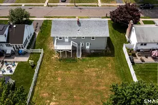 105 Ursini Dr, Hamden, CT 06514 - Photo 34