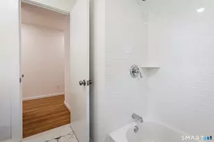 105 Ursini Dr, Hamden, CT 06514 - Photo 18