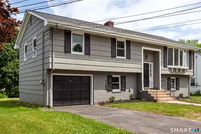 105 Ursini Drive, Hamden, CT 06514 - Photo 2