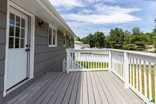 105 Ursini Dr, Hamden, CT 06514 - Photo 36