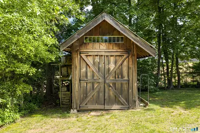 32 Parsons Road, Enfield, CT 06082 - Photo 4