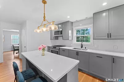 13 Hamilton Avenue, Stamford, CT 06902 - Photo 10