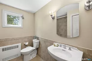 130 Broad St, Manchester, CT 06042 - Photo 16