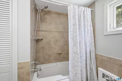 130 Broad Street, Manchester, CT 06042 - Photo 18