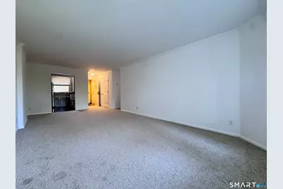 91 Strawberry Hill Avenue #425, Stamford, CT 06902 - Photo 2