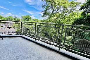 91 Strawberry Hill Ave, Stamford, CT 06902 - Photo 12