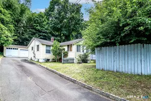 70 Dodgingtown Rd, Bethel, CT 06801 - Photo 24