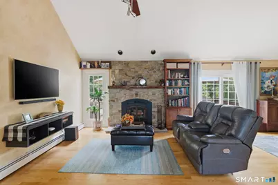 48 Tiffany Lane, Bristol, CT 06010 - Photo 4