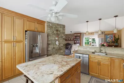 48 Tiffany Lane, Bristol, CT 06010 - Photo 12