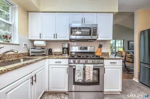 39 Lookout Hill Rd, Milford, CT 06461 - Photo 12