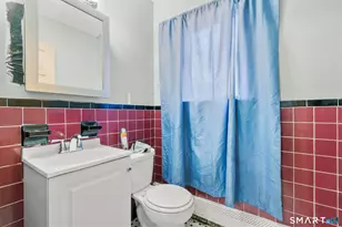 193 Hampton St, Hartford, CT 06120 - Photo 14