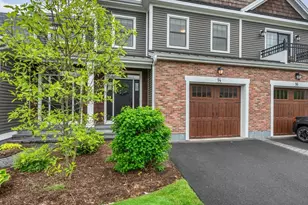 14 Yorkshire Ct, Farmington, CT 06032 - Photo 2