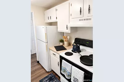 126 Triangle Street #B10, Danbury, CT 06810 - Photo 6
