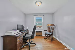 75 Hollywood Ave, West Hartford, CT 06110 - Photo 10