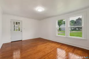 57 Washington Cir, West Hartford, CT 06119 - Photo 6