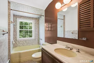 87 White Birch Ln, Stamford, CT 06905 - Photo 32