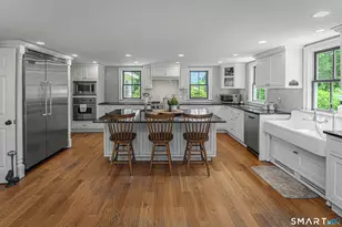 261 Wilton Rd W, Ridgefield, CT 06877 - Photo 4
