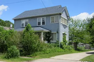 105 Woodland Ave, Waterbury, CT 06705 - Photo 2