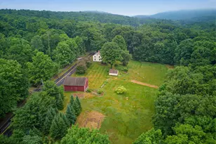 137 Silver St, Granby, CT 06060 - Photo 2