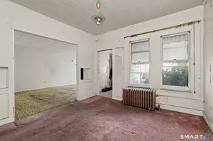 392 Hill St, Waterbury, CT 06704 - Photo 6