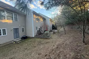 2720 State St, Hamden, CT 06517 - Photo 8