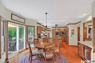 7 Huntington Ln, New Fairfield, CT 06812 - Photo 8