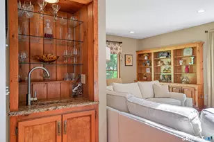 7 Huntington Ln, New Fairfield, CT 06812 - Photo 10