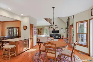 7 Huntington Ln, New Fairfield, CT 06812 - Photo 10