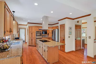 7 Huntington Lane, New Fairfield, CT 06812 - Photo 8