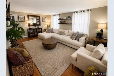 31 Grant Street, Hartford, CT 06106 - Photo 2