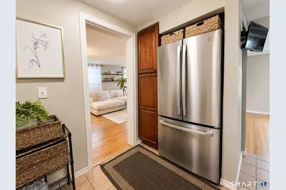 31 Grant Street, Hartford, CT 06106 - Photo 6