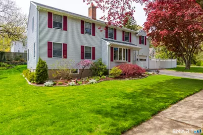 105 Meadow Wood Road, Stratford, CT 06614 - Photo 2