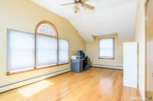 105 Meadow Wood Rd, Stratford, CT 06614 - Photo 24