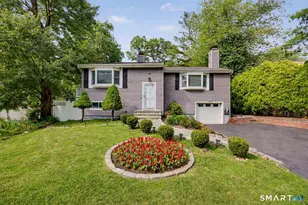 4 Mark Dr, Norwalk, CT 06851 - Photo 2